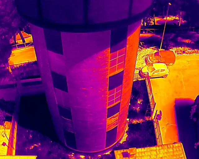 Termografia di un serbatoio pensile ripresa da drone